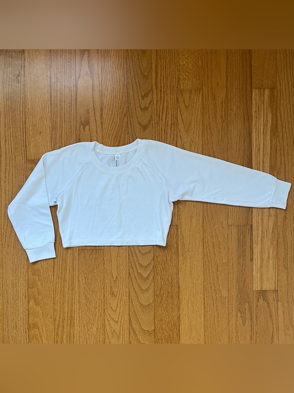 American Apparel white cropped 3/4 sleeve shirt